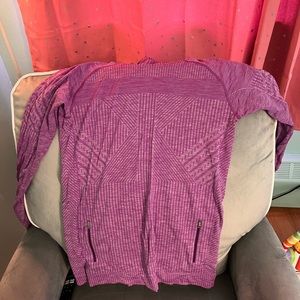 Long sleeve lululemon shirt